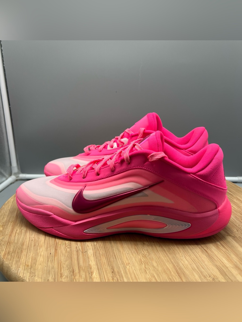 Nike A'One Pink A'ura Hyper Pink/Laser Pink FZ8605-601 Men’s 11.5 Women’s 13 New